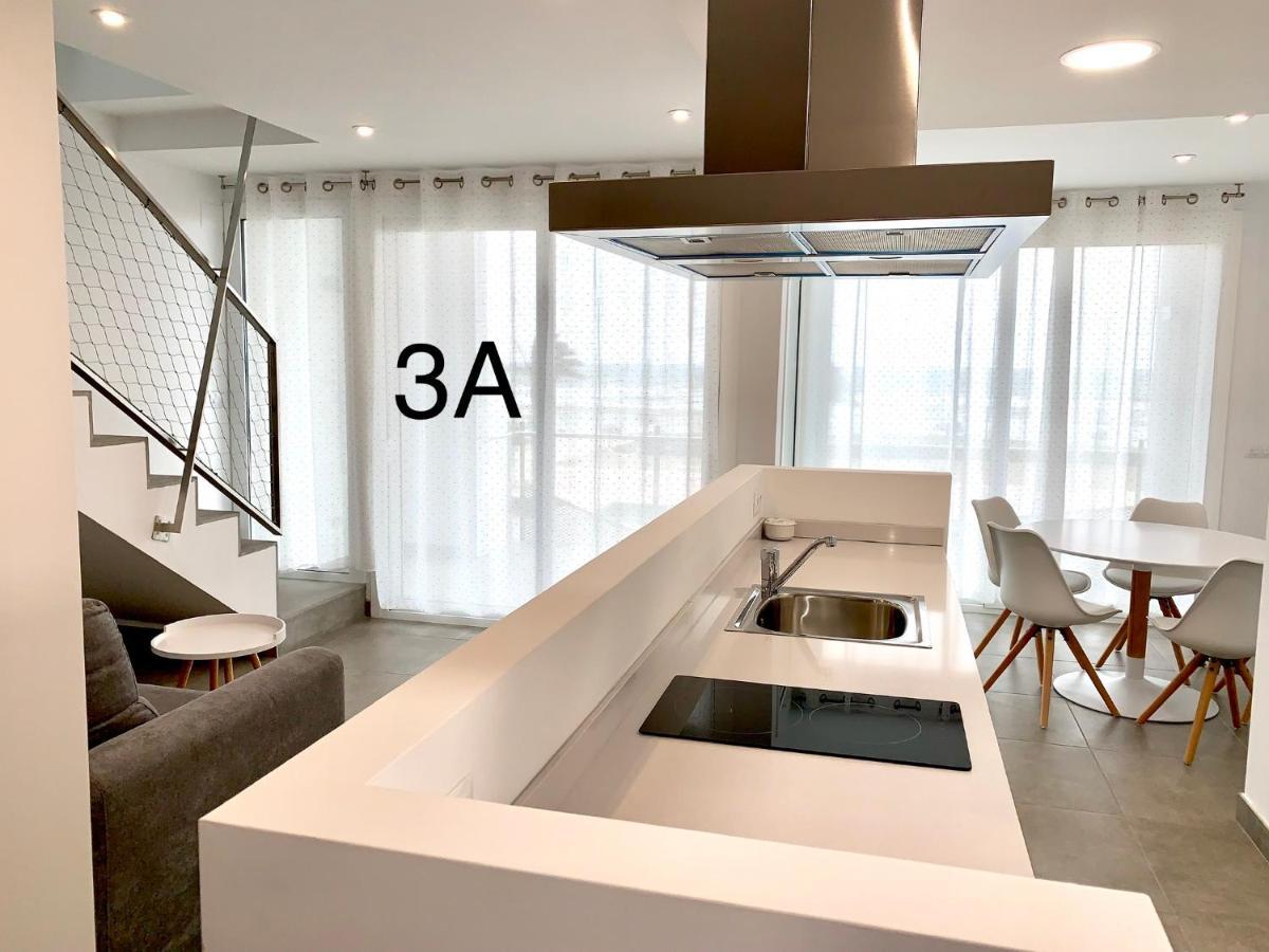 Edifici Valeria Apartment เอมปูเรียบราบา ภายนอก รูปภาพ